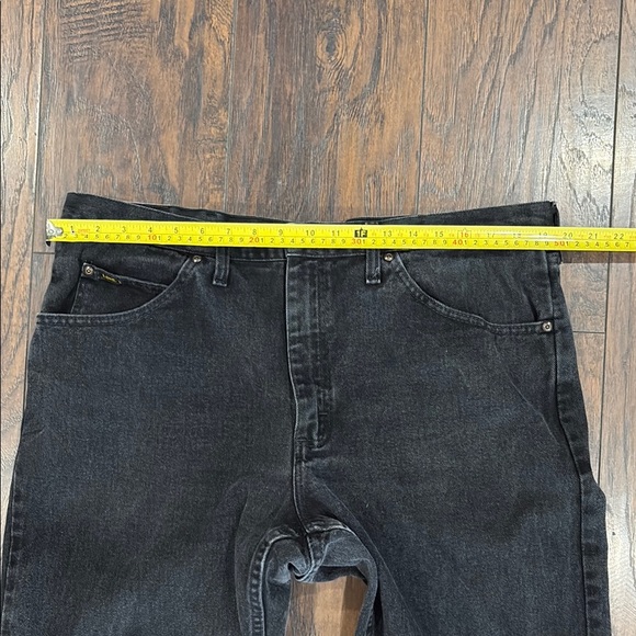 Lee Black Straight Jeans Classic Fit VINTAGE SIZE 40 by 32 - Picture 3 of 10